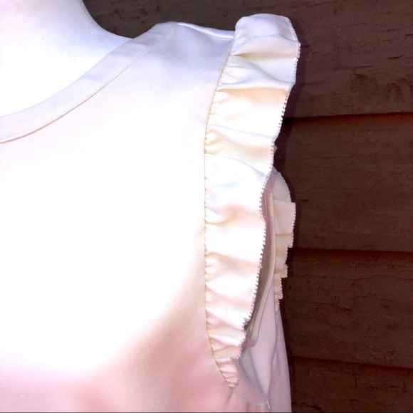 Ann Taylor rough-cut ruffle sleeve knit top! - Picture 2 of 8